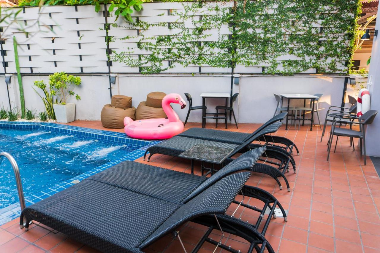 Wealth Boutique Hotel Chiang Mai Buitenkant foto