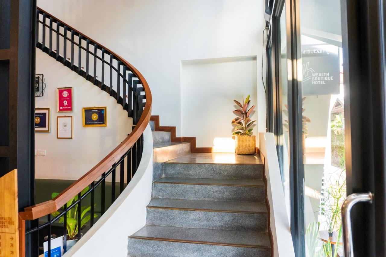 Wealth Boutique Hotel Chiang Mai Buitenkant foto